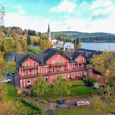 Hotel Barborka Přední Výtoň Exteriör bild