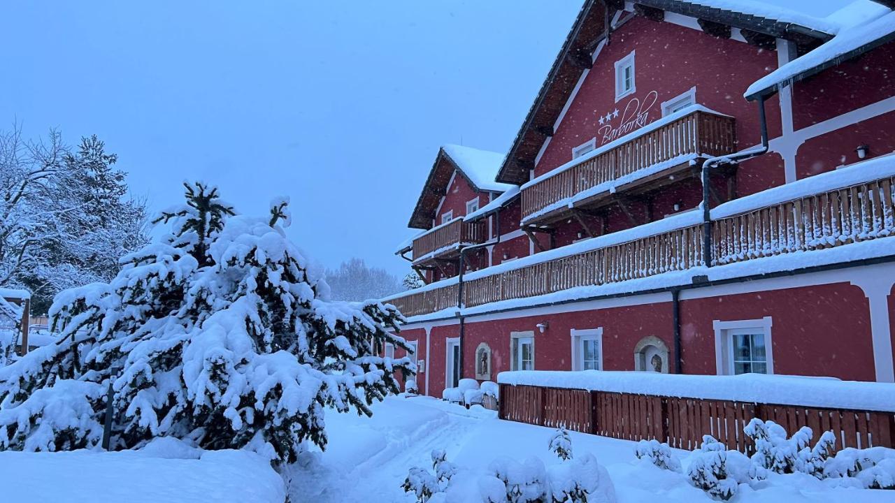 Hotel Barborka Přední Výtoň Exteriör bild