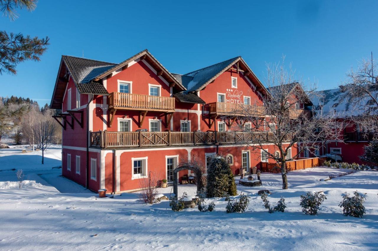 Hotel Barborka Přední Výtoň Exteriör bild